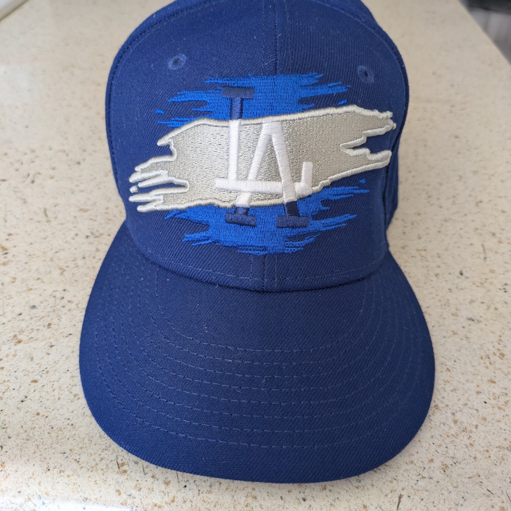 Los Angeles Dodgers blue Cap with LA Logo NEW